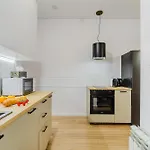 Διαμέρισμα Cozy Center In Βαρσοβία
